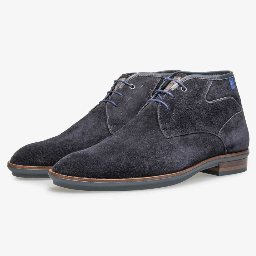 Dunkelblauer Wildleder-Schn&uuml;rstiefel
