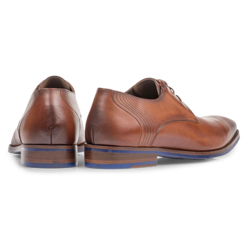 Cognacfarbener Schn&uuml;rschuh