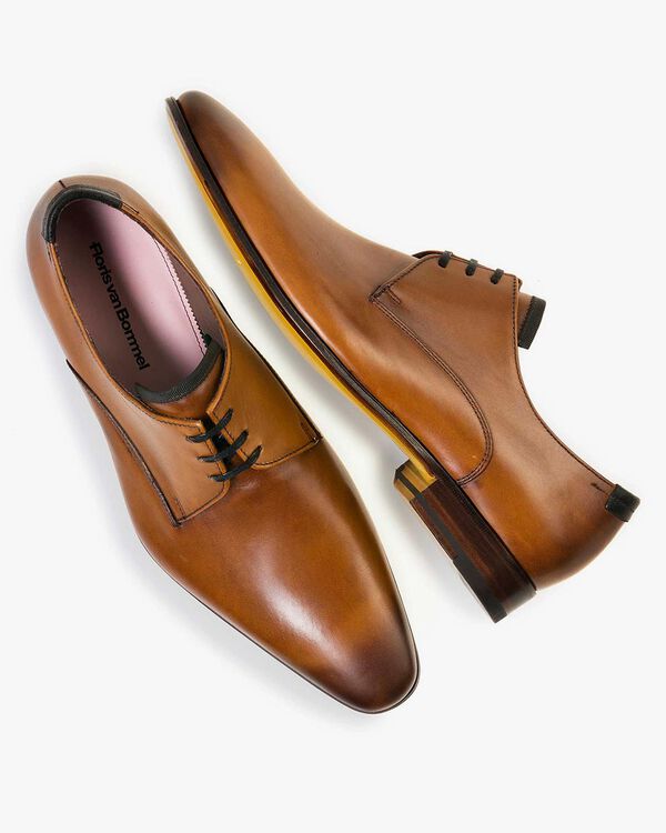 Schn&uuml;rschuh Kalbsleder cognac