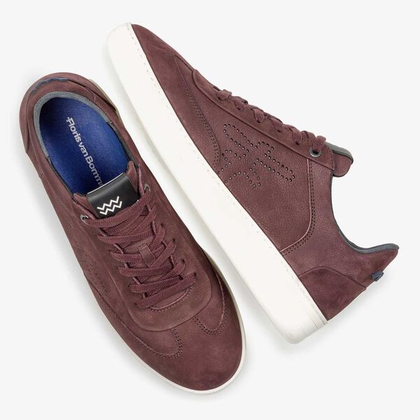 Roter Nubukleder-Sneaker mit Print