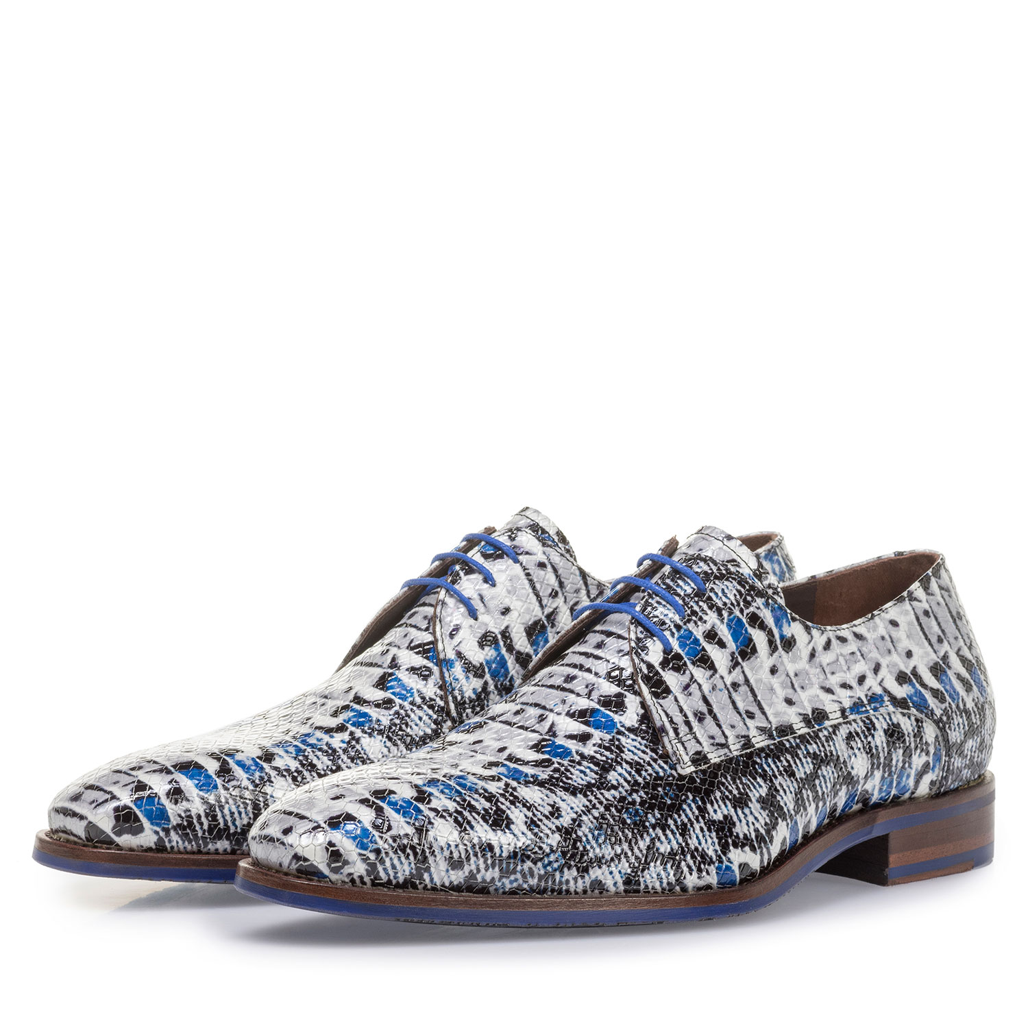 18346/04 - Blauer Lackleder-Schnürschuh mit Schlangenprint 18346/04 - Blauer Lackleder-Schnürschuh mit Schlangenprint