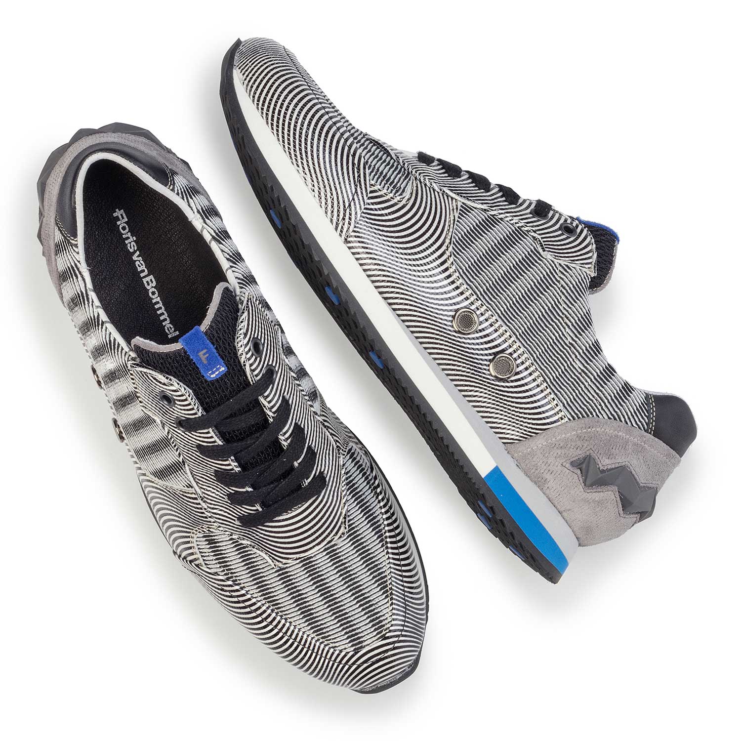16223/04 - Black/white patterned patent leather sneaker 16223/04 - Black/white patterned patent leather sneaker