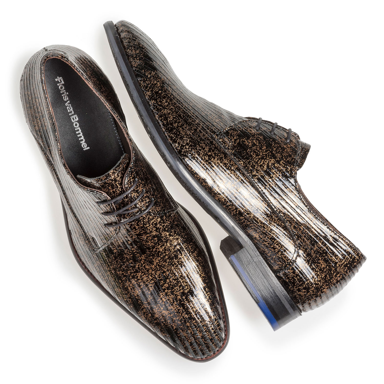 18146/11 - Brauner Lackleder-Schnürschuh mit Metallicprint 18146/11 - Brauner Lackleder-Schnürschuh mit Metallicprint