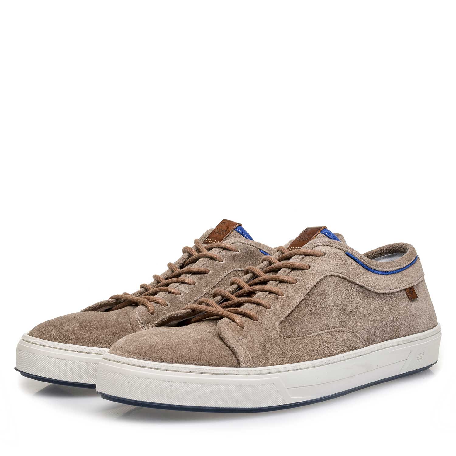 13466/01 - Taupefarbener Sneaker aus gewaschenem Wildleder 13466/01 - Taupefarbener Sneaker aus gewaschenem Wildleder