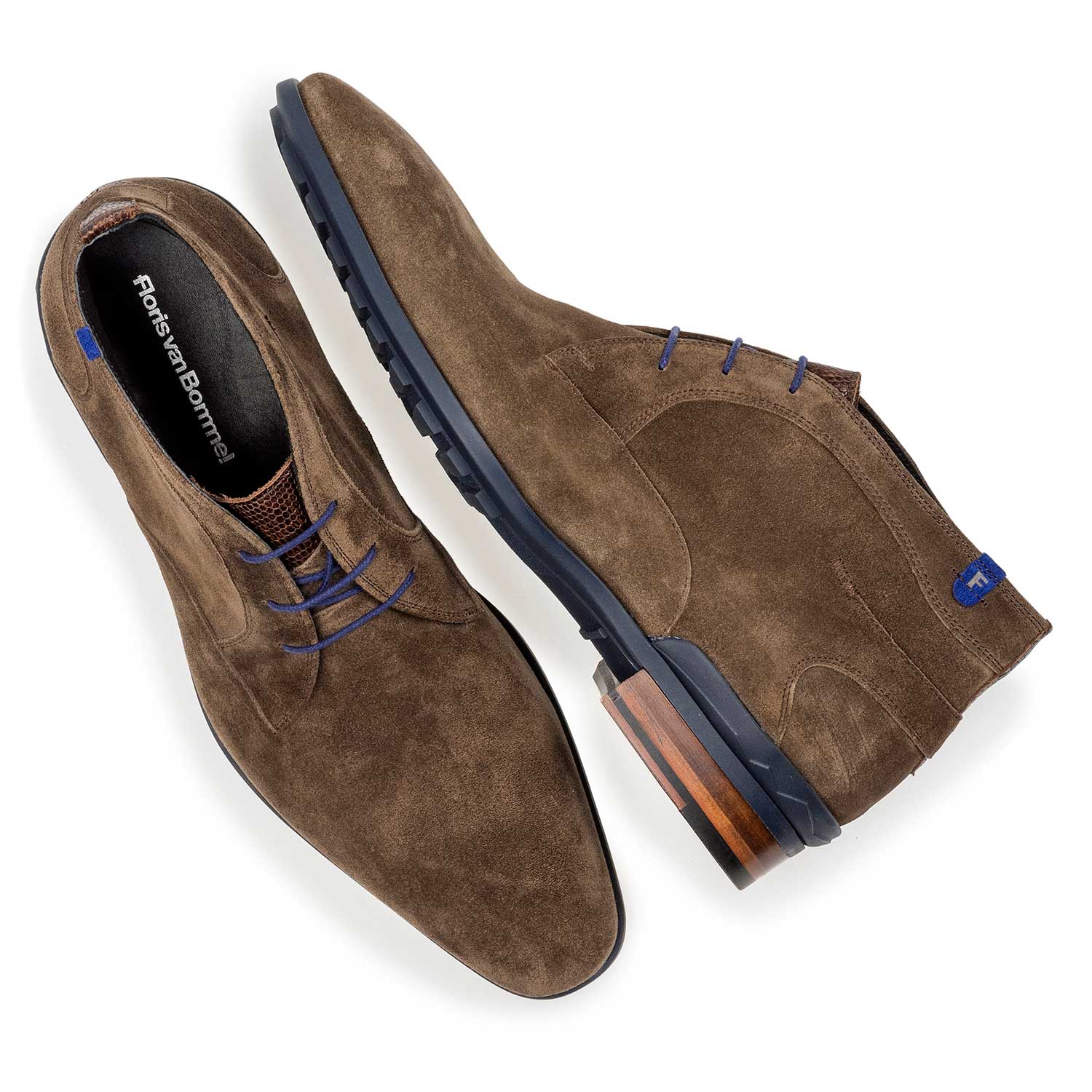 10629/02 - Taupe-coloured suede lace boot 10629/02 - Taupe-coloured suede lace boot