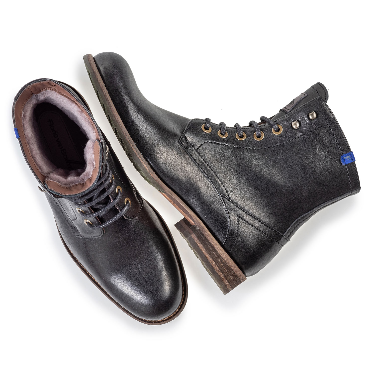 10751/20 - Lambskin lined black lace boot 10751/20 - Lambskin lined black lace boot