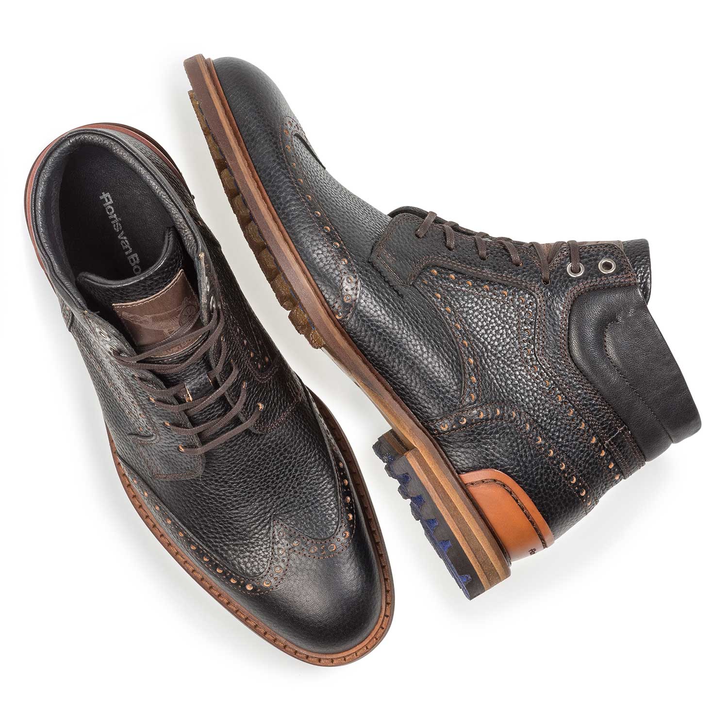 10816/06 - Schwarzer Leder-Schnürstiefel mit Print 10816/06 - Schwarzer Leder-Schnürstiefel mit Print