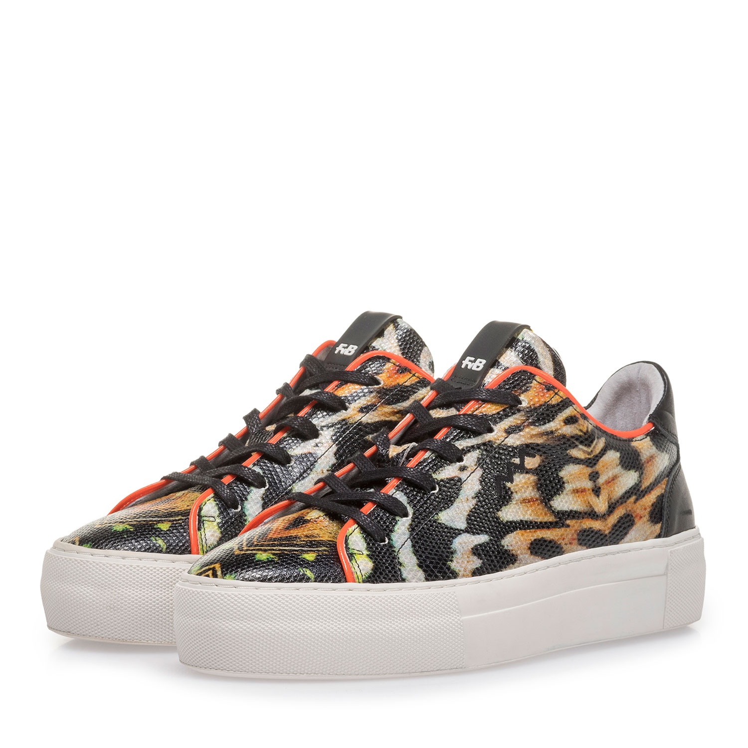 85297/05 - Black leather sneaker with orange-coloured print 85297/05 - Black leather sneaker with orange-coloured print