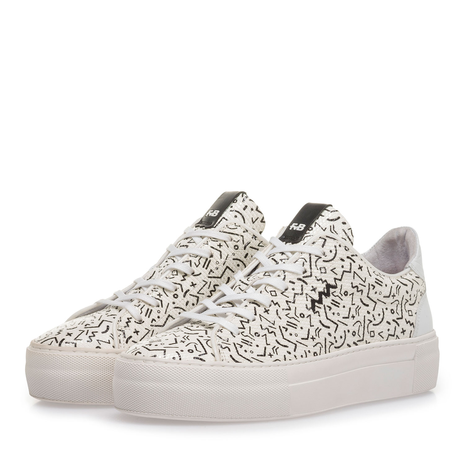 85297/02 - Weißer Leder-Sneaker mit schwarzem Print 85297/02 - Weißer Leder-Sneaker mit schwarzem Print