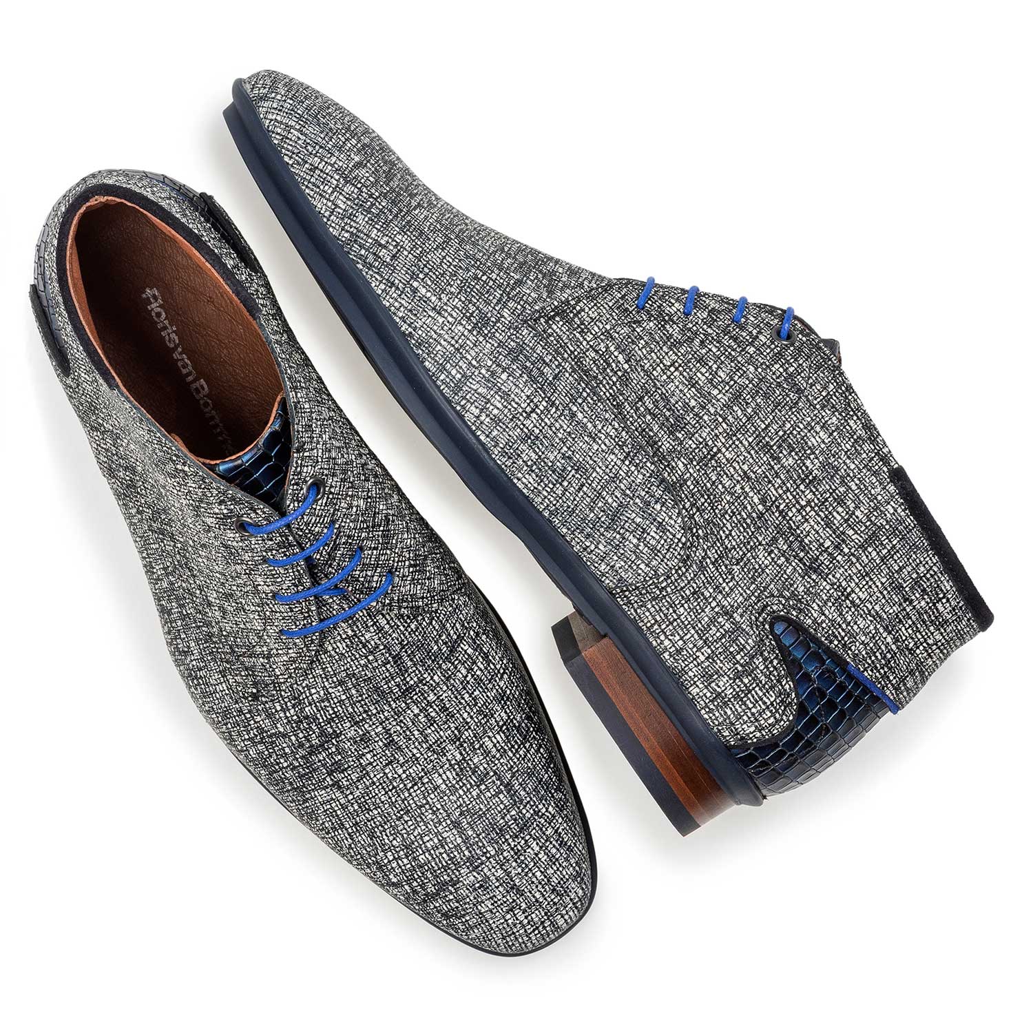 10131/18 - Grauer Leder-Schnürschuh mit Print 10131/18 - Grauer Leder-Schnürschuh mit Print