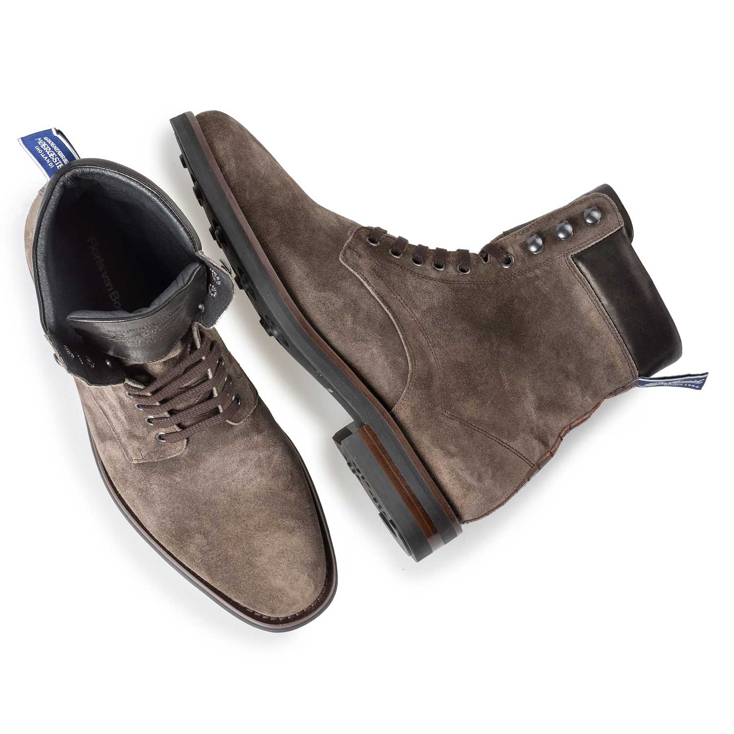 10658/05 - Taupefarbener Schnürstiefel aus gewaschenem Wildleder 10658/05 - Taupefarbener Schnürstiefel aus gewaschenem Wildleder