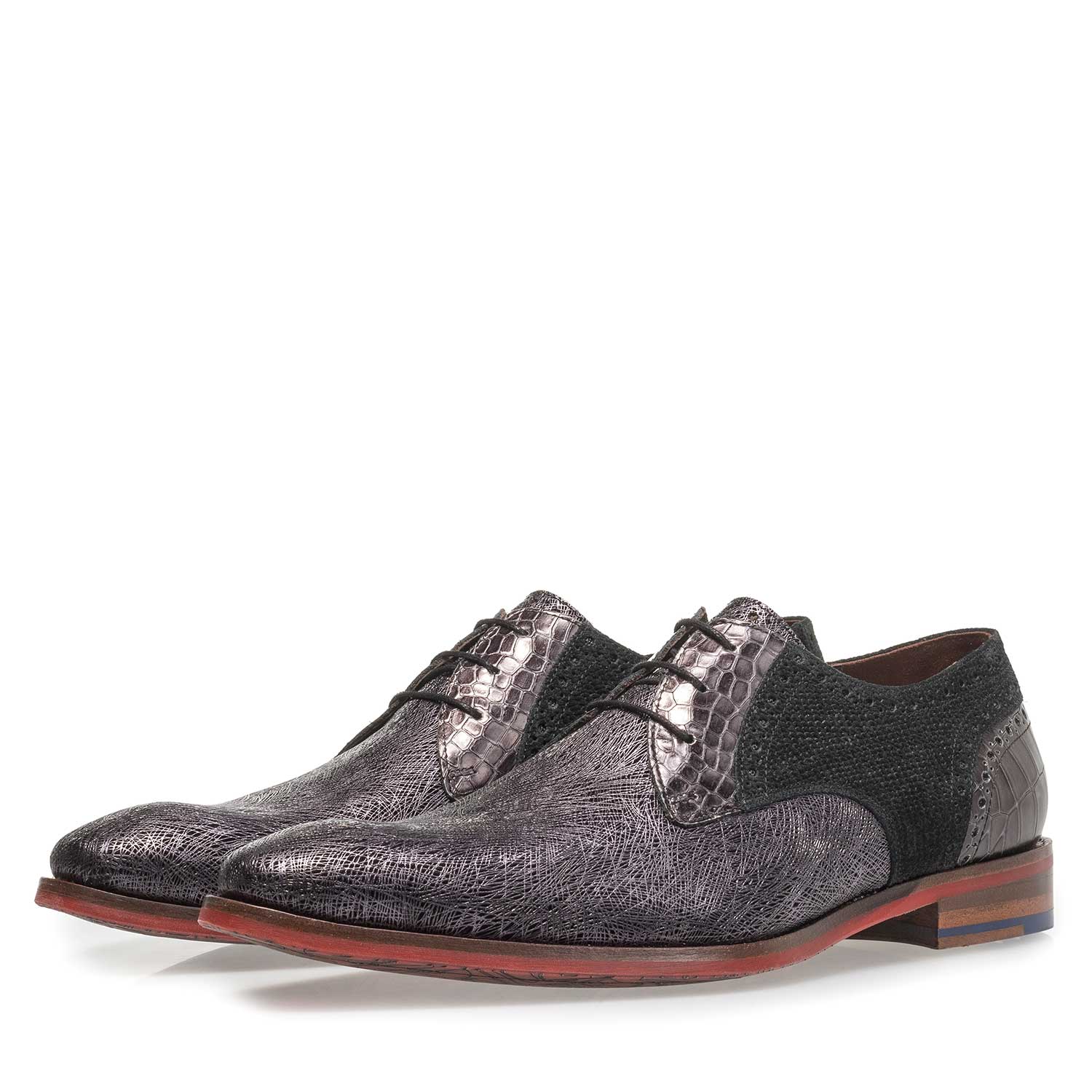 18106/05 - Schwarzer Leder-Schnürschuh mit Metallic-Print 18106/05 - Schwarzer Leder-Schnürschuh mit Metallic-Print