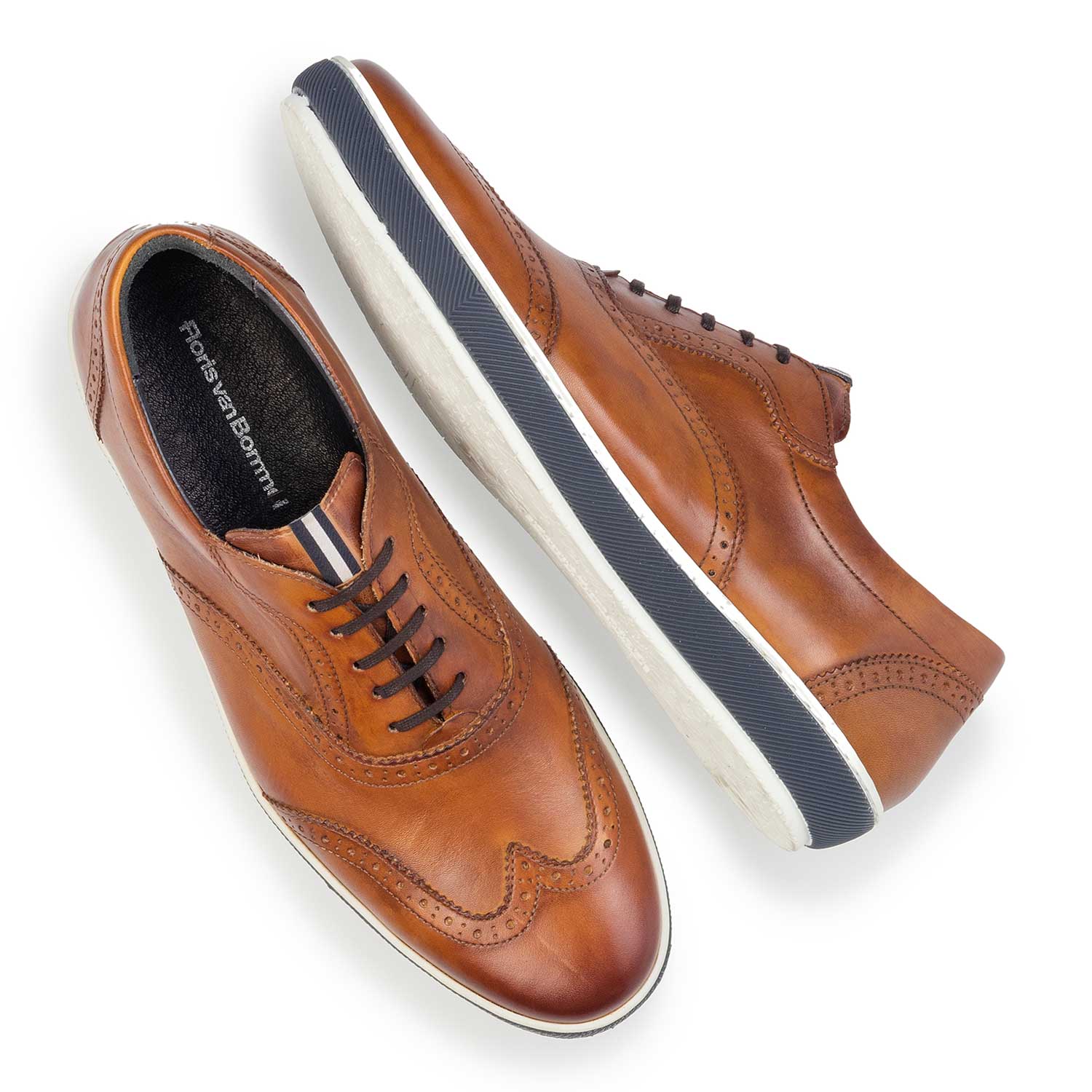19036/38 - Cognacfarbener Kalbsleder Brogue-Schnürschuh 19036/38 - Cognacfarbener Kalbsleder Brogue-Schnürschuh