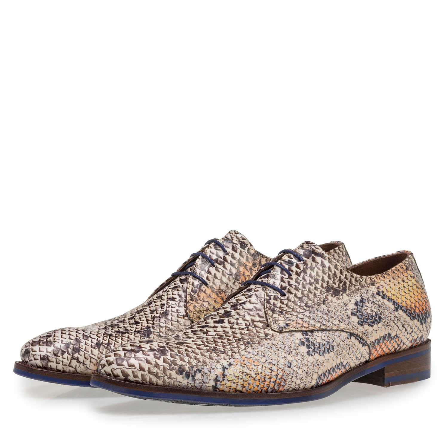 18224/02 - Premium lace shoe with an orange snake print 18224/02 - Premium lace shoe with an orange snake print