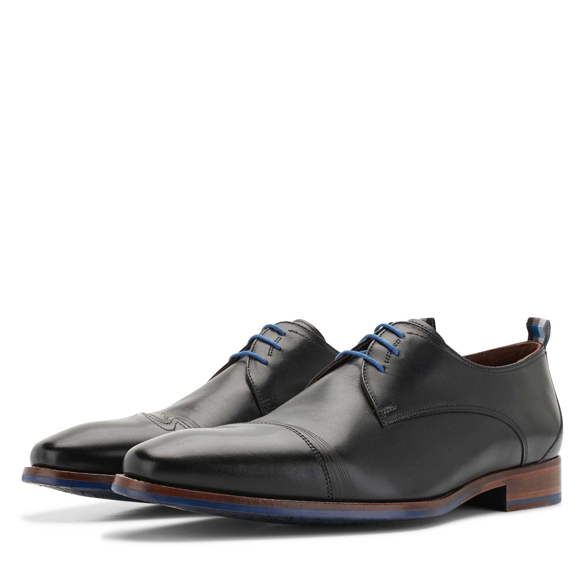 18006/01 - Black leather lace shoe 18006/01 - Black leather lace shoe