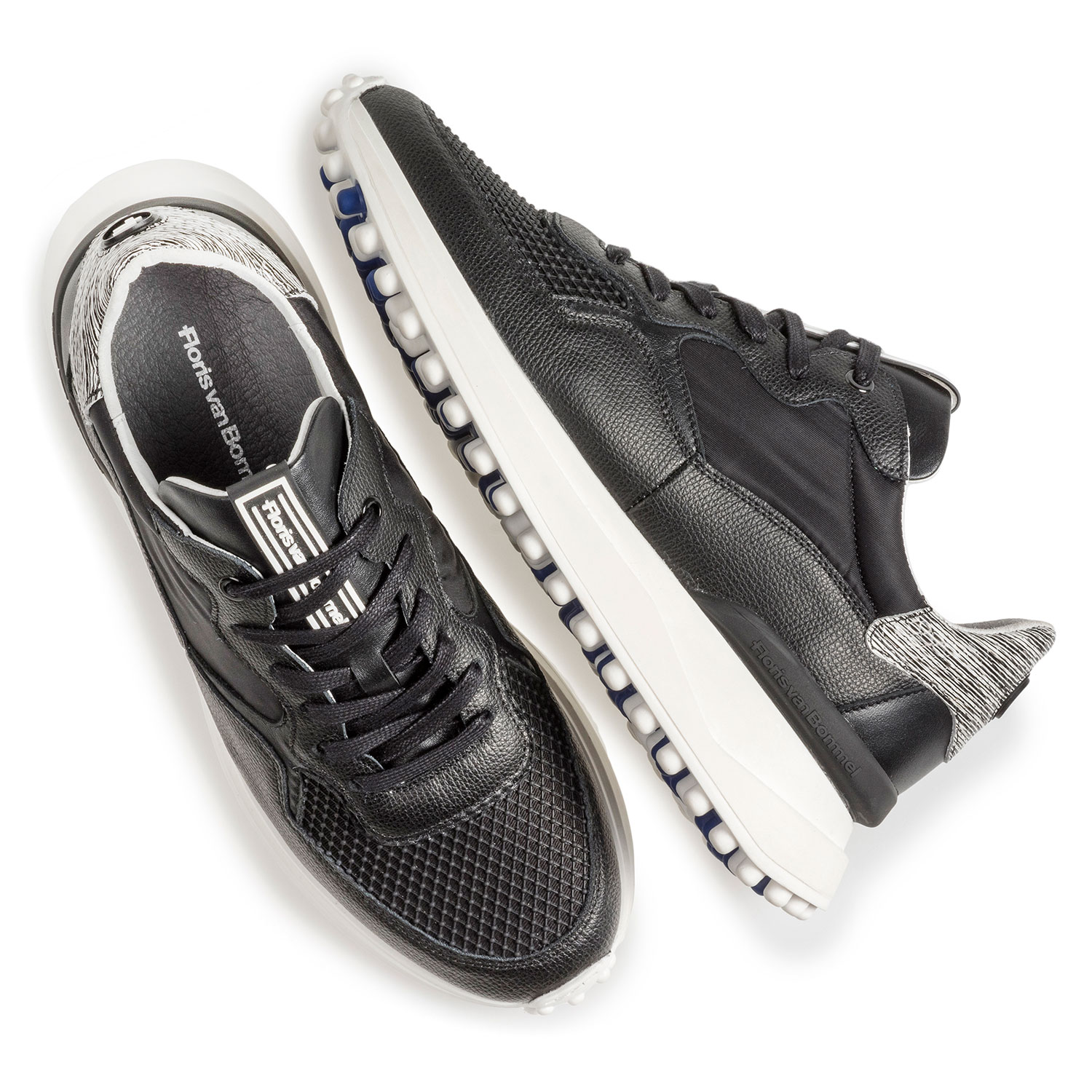 16301/13 - Schwarzer Leder-Sneaker mit Print 16301/13 - Schwarzer Leder-Sneaker mit Print