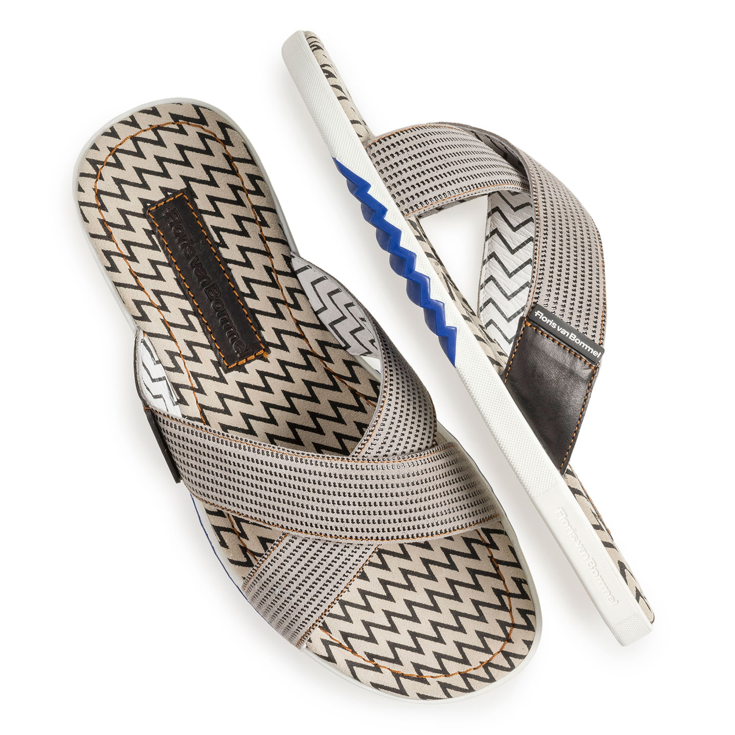20200/13 - Beigefarbener Wildleder Kreuzriemen-Slipper mit Print 20200/13 - Beigefarbener Wildleder Kreuzriemen-Slipper mit Print
